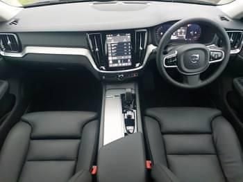 Ny Volvo V60 Plus 197 HK (144 kW) 2025 Blå Kombi