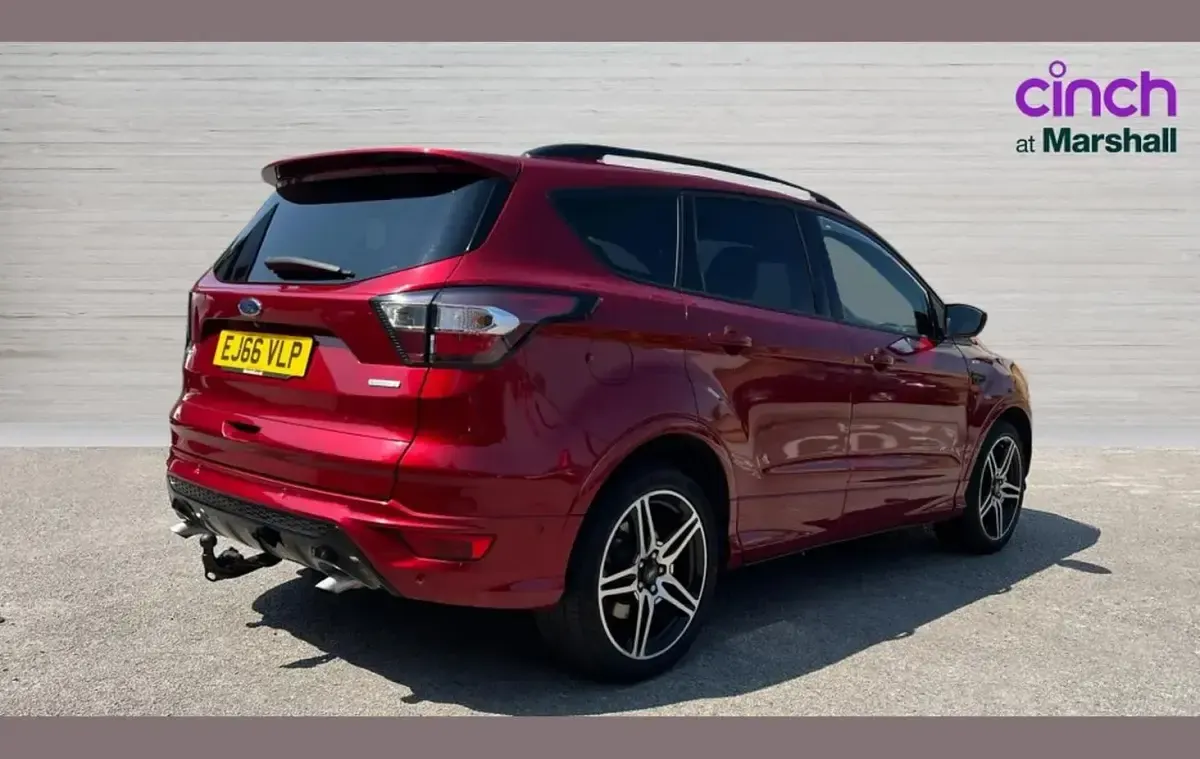 Used Ford Kuga ST-Line 180 HP (132 kW) 2016 Red SUV