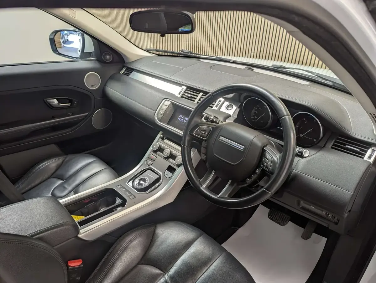 Used Land Rover Range Rover evoque Pure 2013 White SUV