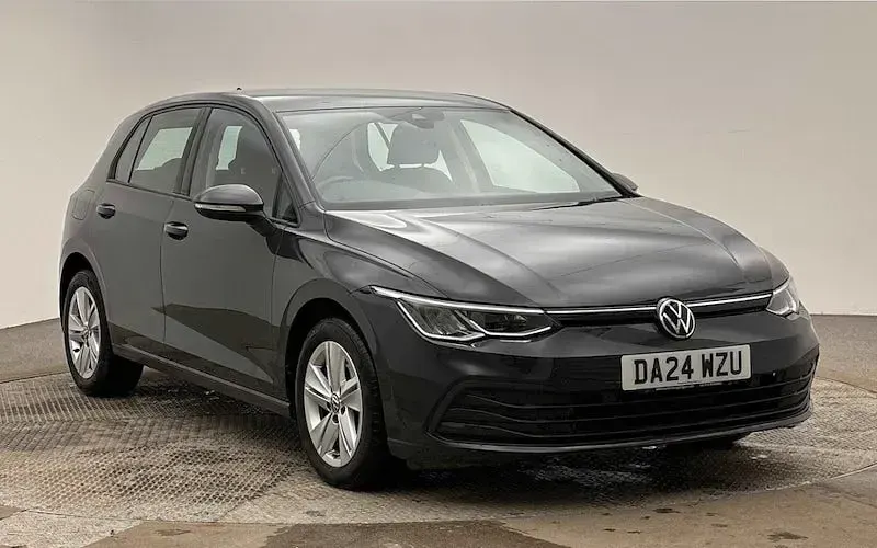 Used VW Golf VIII Life 131 HP (96 kW) 2024 Hatchback