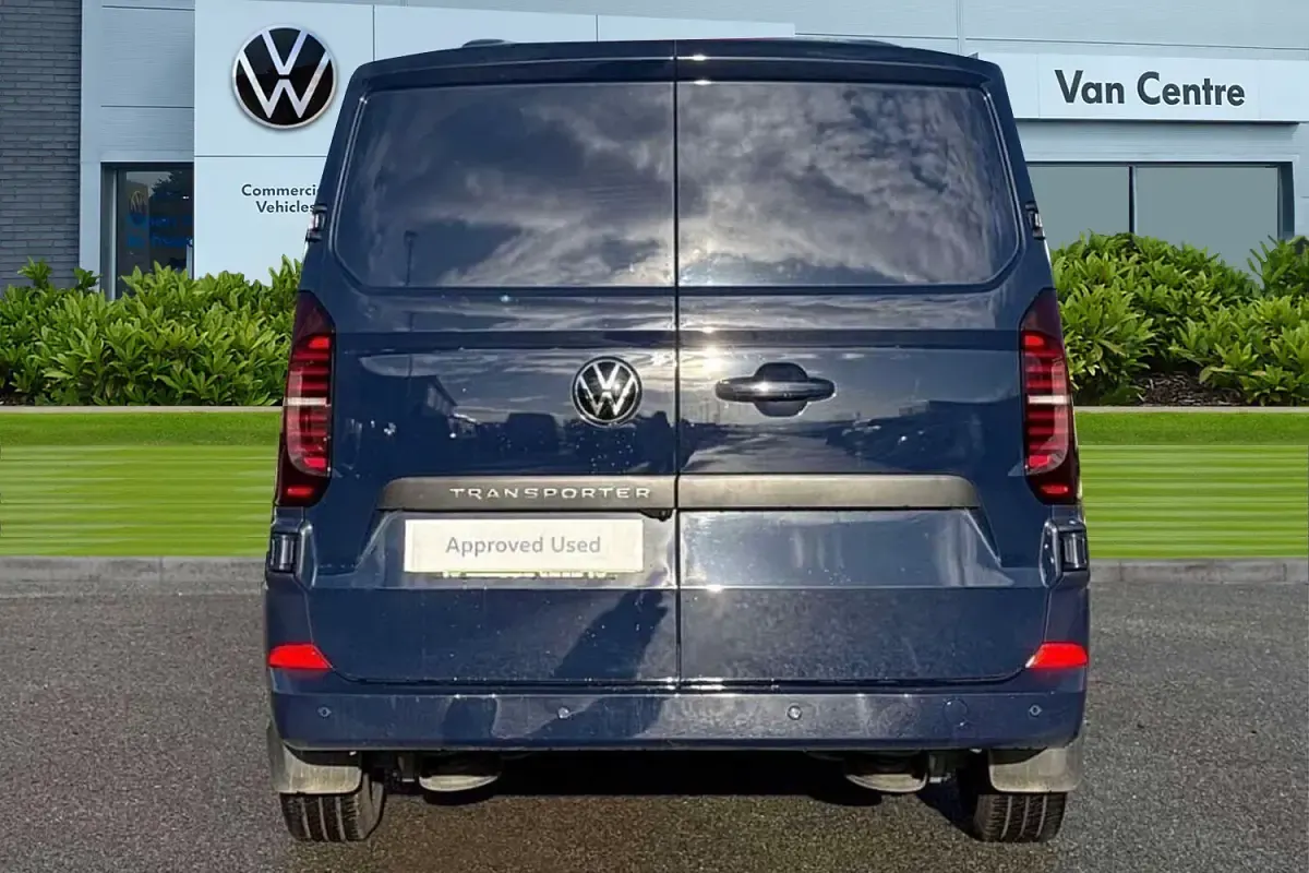 Used VW T7 Pro 110 HP (80 kW) 2025 Mauve/purple Van