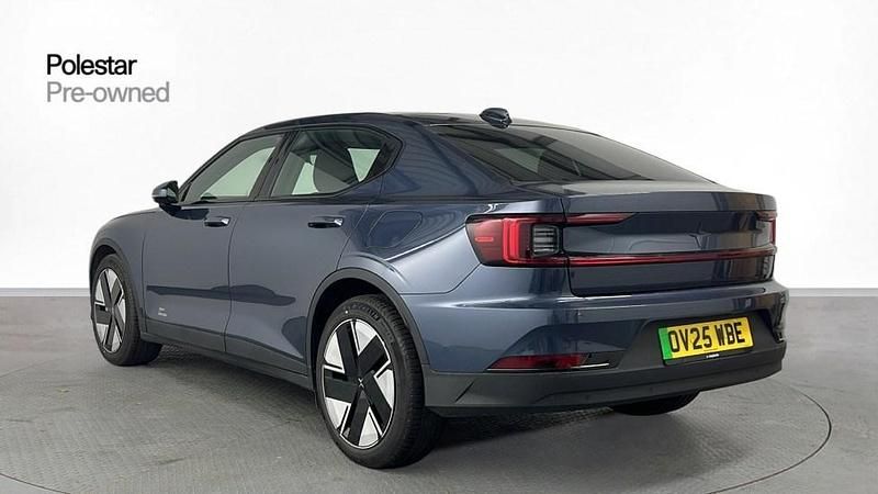 Begagnad Polestar 2 Plus 219 kW (299 HK) 2025 Blå Halvkombi