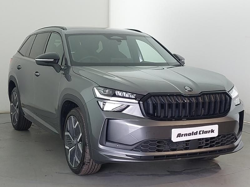 Grey New 2025 Skoda Kodiaq SportLine SUV | £39,998 (A bit pricey) - Image 1/4