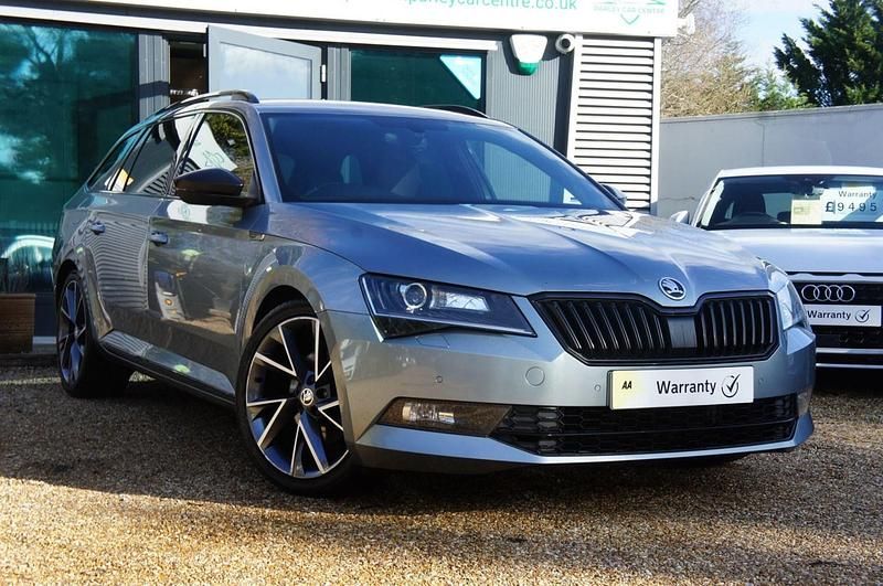 Used Skoda Superb SportLine 150 HP (110 kW) 2019 Grey Estate