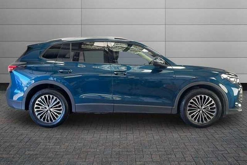 Used VW Tiguan Match 150 HP (110 kW) 2025 Nightshade blue SUV