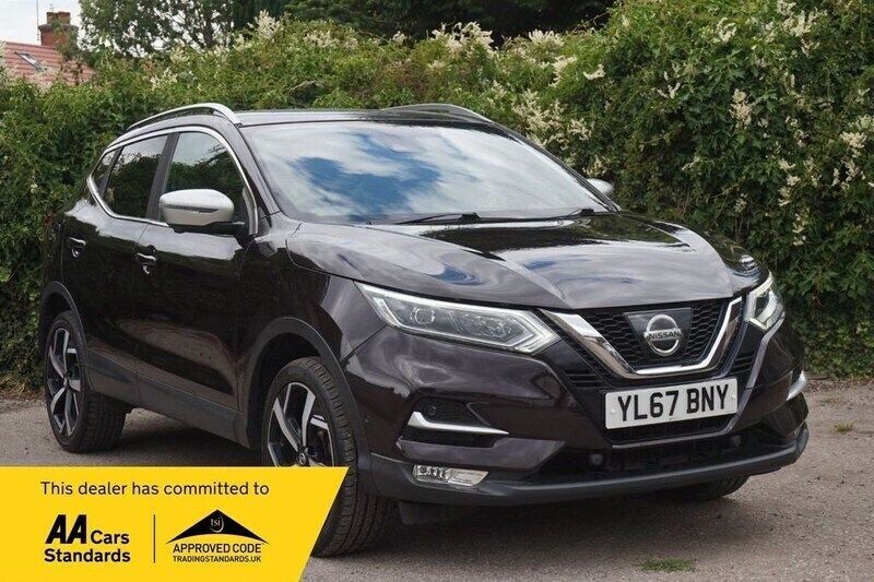 Black Used 2018 Nissan Qashqai S SUV | £10,590 (Fair price) - Image 1/3