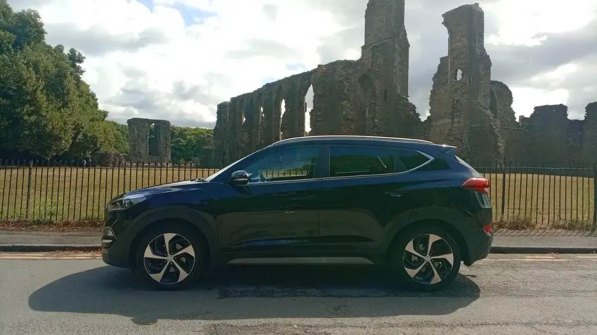 Used Hyundai Tucson Premium 141 HP (103 kW) 2017 Black SUV