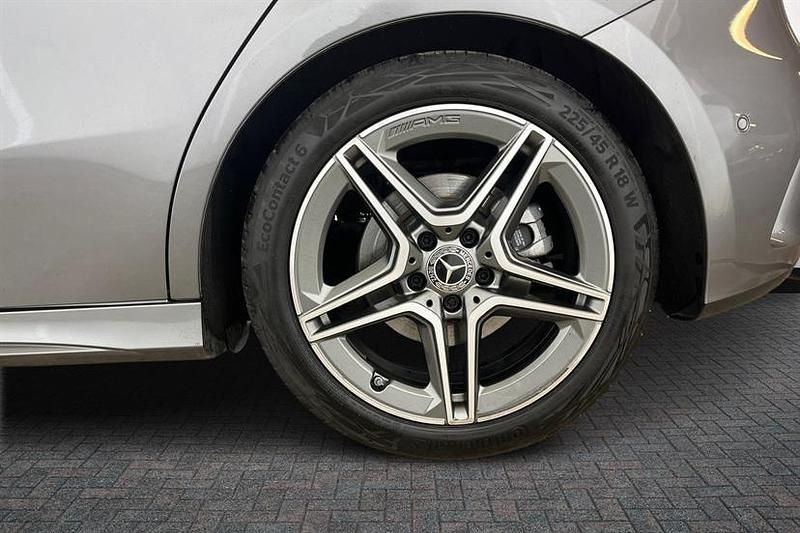 Used Mercedes A200 Executive 163 HP (119 kW) 2024 Mountain grey Hatchback