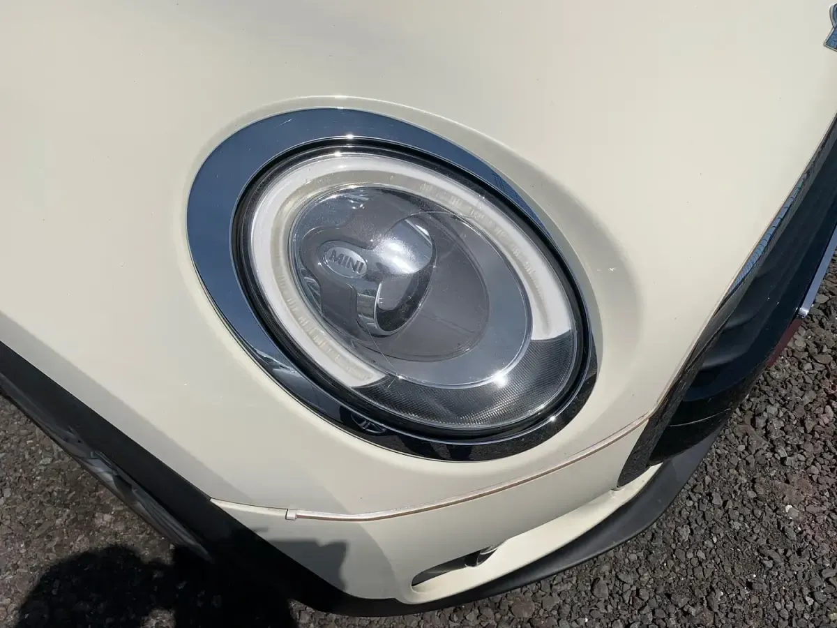 Used Mini Cooper Clubman 2015 White Estate