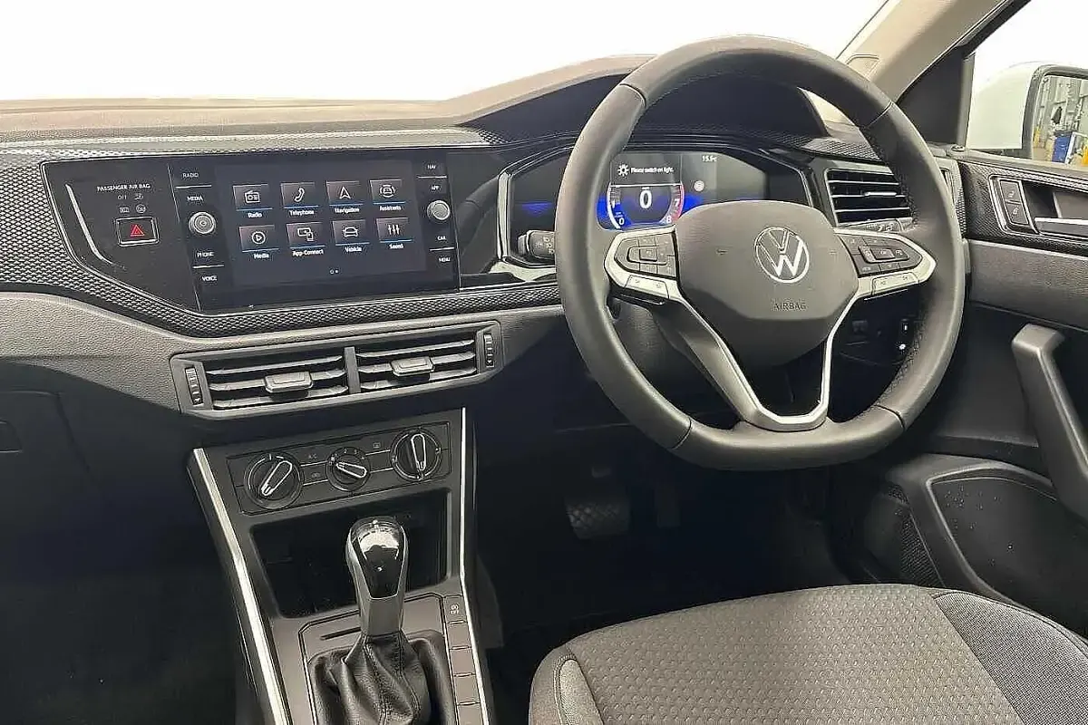 New VW Polo Life 95 HP (69 kW) 2026 White Hatchback