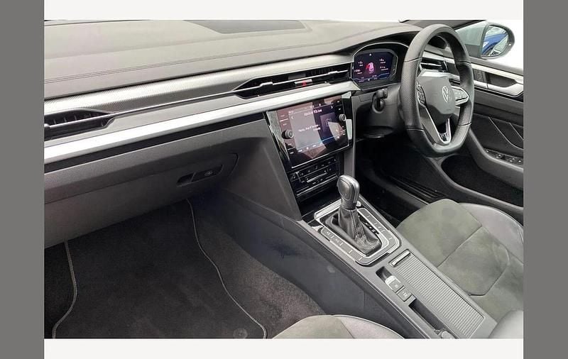 Used VW Arteon R-line 200 HP (147 kW) 2023 Moonstone grey Estate