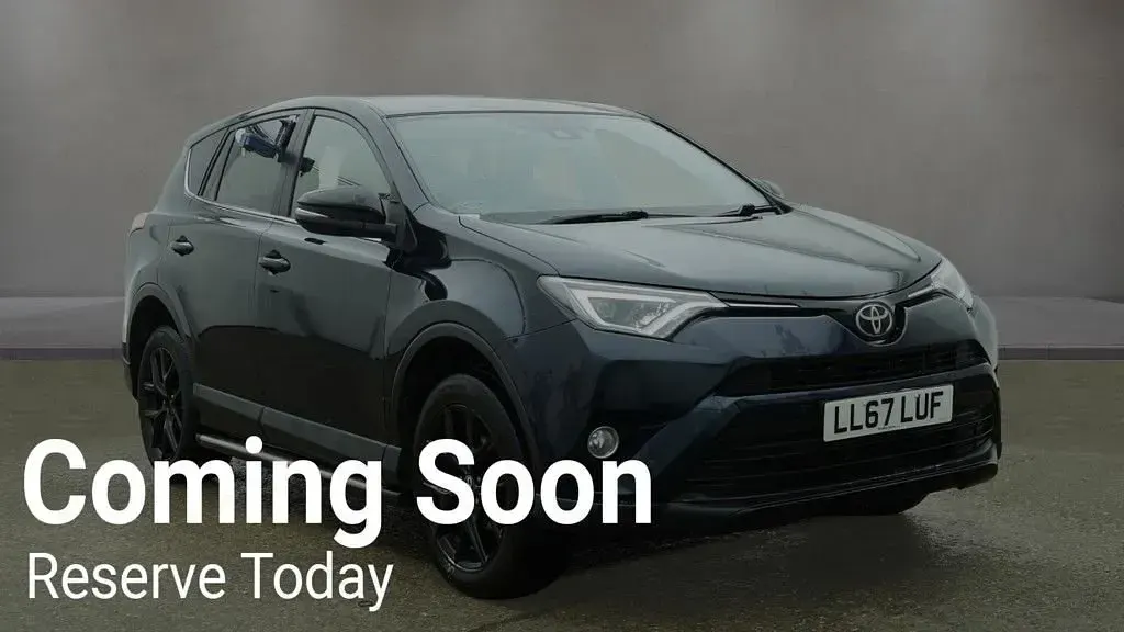 Used Toyota RAV4 143 HP (105 kW) 2017 Blue SUV
