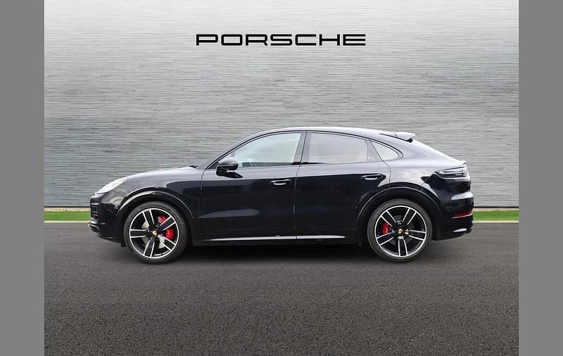 Used Porsche Cayenne GTS 453 HP (333 kW) 2023 Black SUV