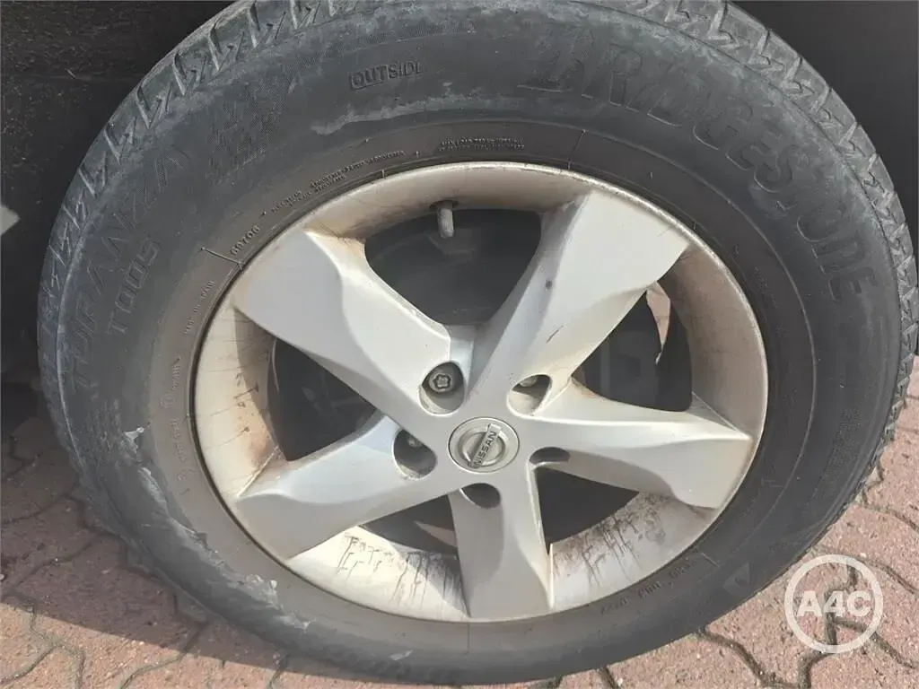 Used Nissan Qashqai +2 Visia 117 HP (86 kW) 2010 Silver SUV
