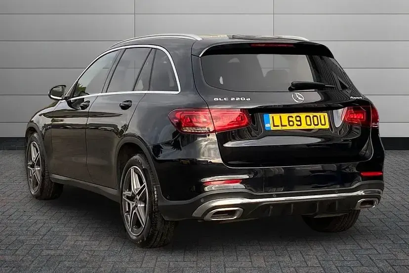 Used Mercedes GLC220 AMG line 191 HP (140 kW) 2019 Obsidian black SUV