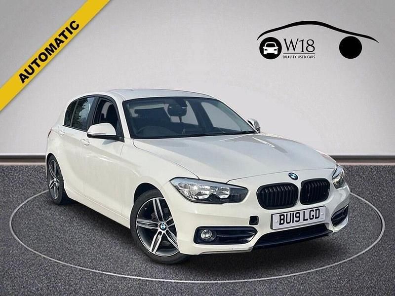 Used BMW 118 Sport Line 136 HP (100 kW) 2019 White Hatchback