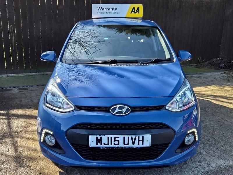 Used Hyundai i10 Premium 87 HP (63 kW) 2015 Blue Hatchback