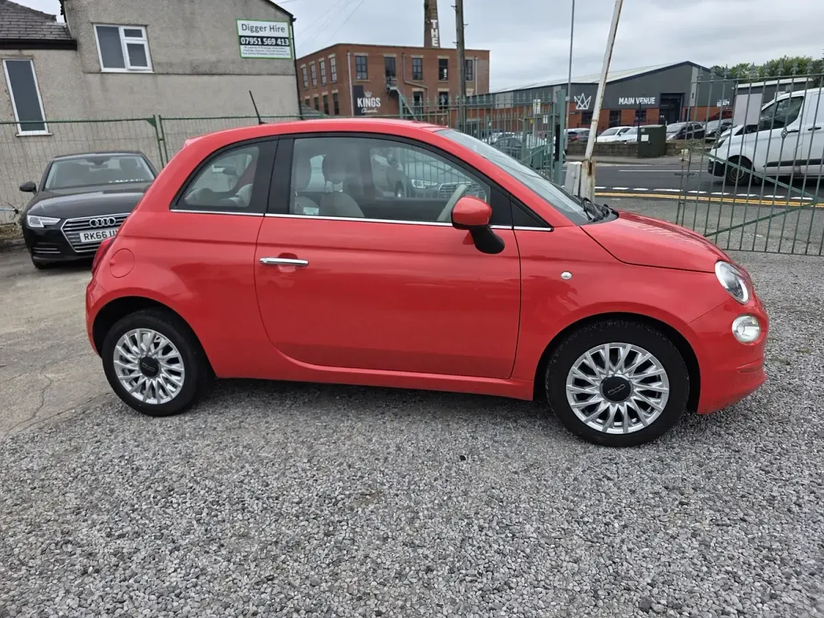 Used Fiat 500 Lounge 69 HP (50 kW) 2020 Pink Hatchback