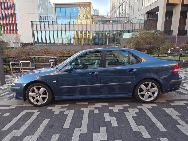Begagnad Saab 9-3 Vector 2006 Blå Sedan