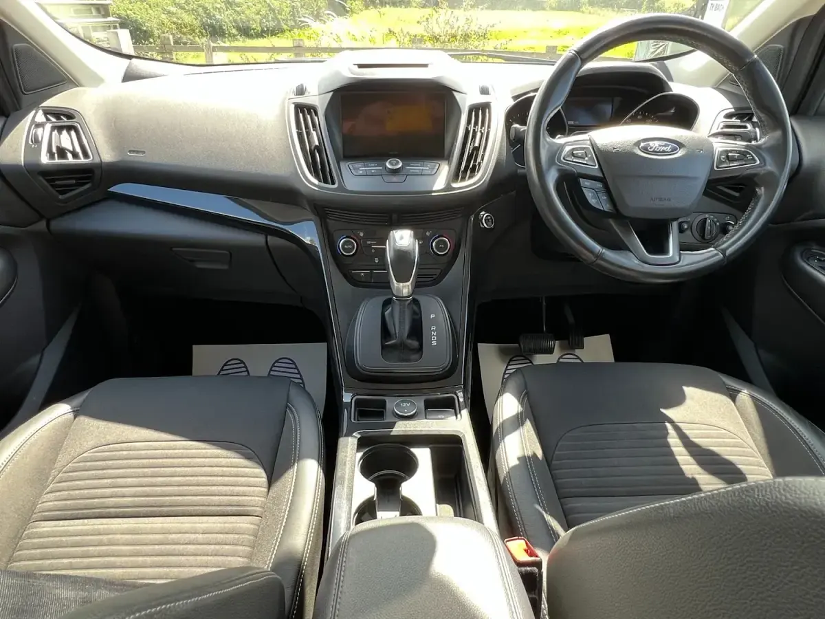 Used Ford Kuga Titanium 120 HP (88 kW) 2017 Silver SUV