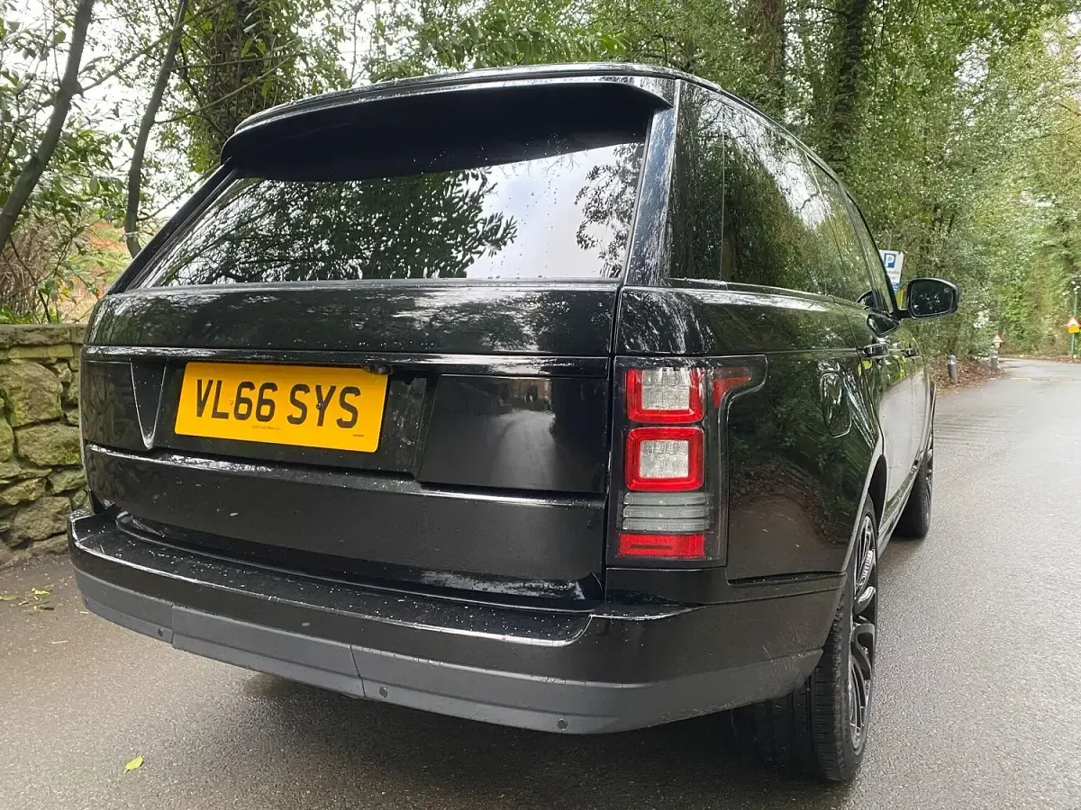Used Land Rover Range Rover Autobiography 339 HP (249 kW) 2016 Black SUV