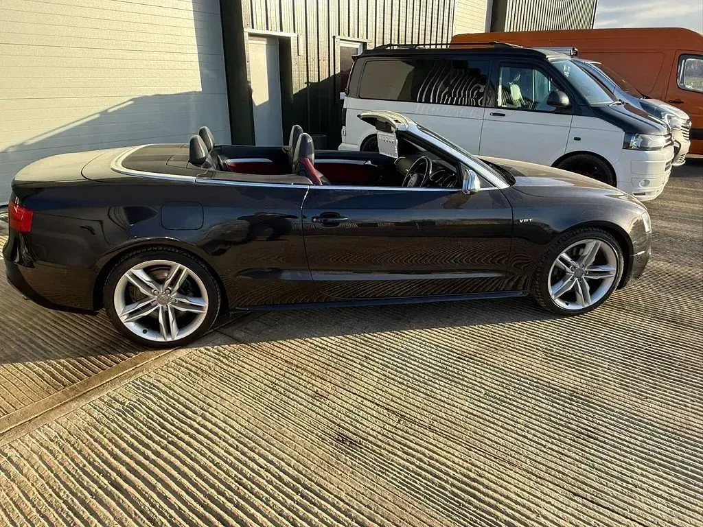 Used Audi S5 Cabriolet Comfort 333 HP (244 kW) 2012 Black Cabriolet