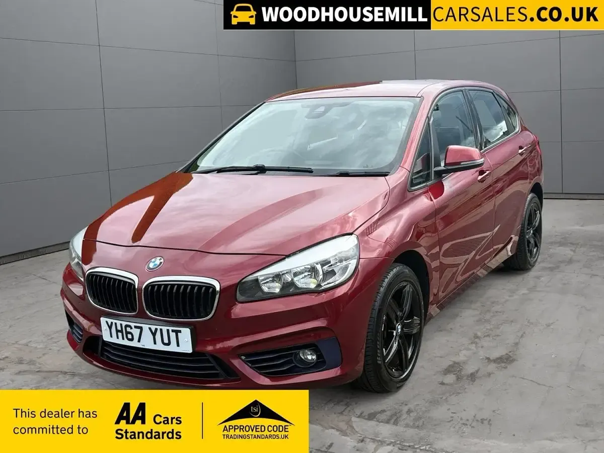 Used BMW 218 Sport Line 2017 Red Hatchback