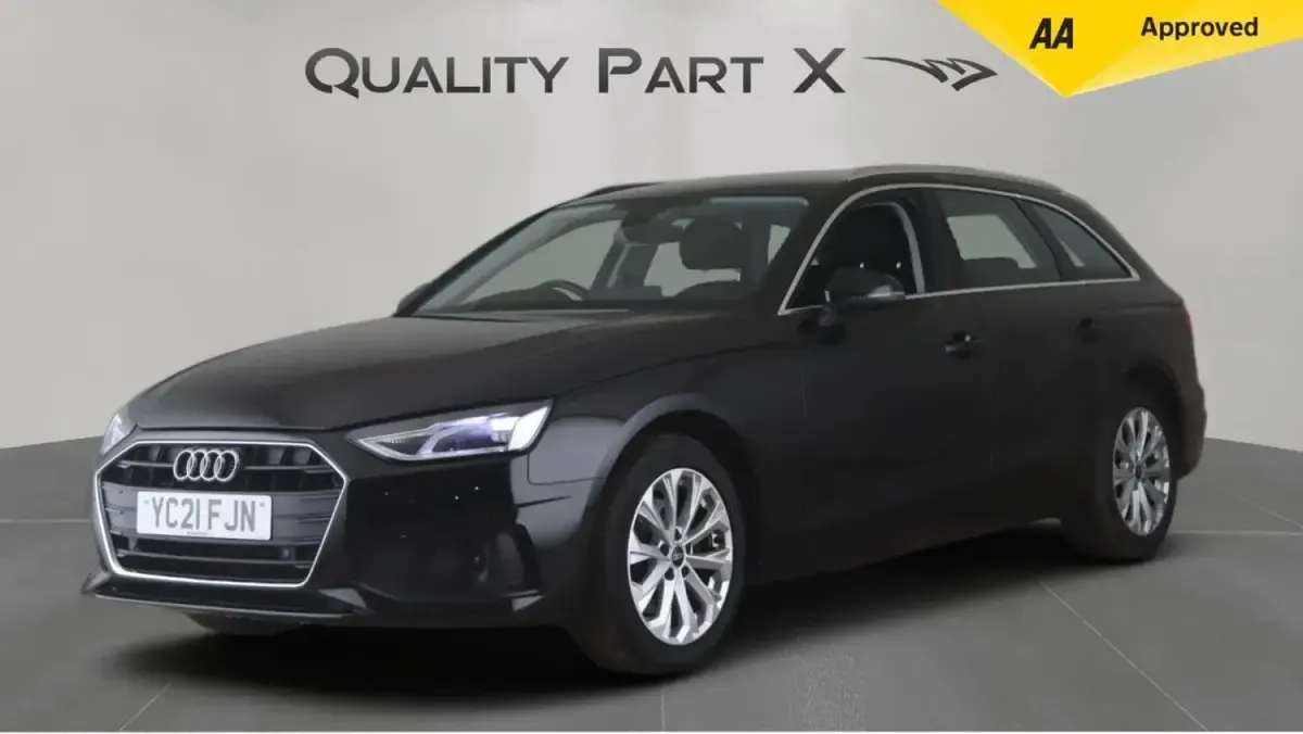 Używany Audi A4 Comfort 163 KM (119 kW) 2021 Czarny Kombi