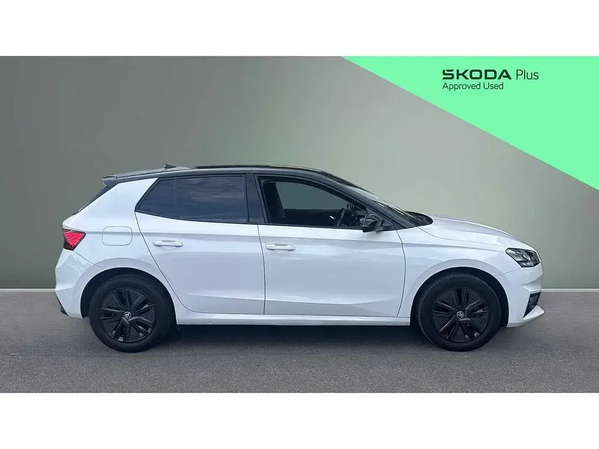 Used Skoda 110 R Colour Edition 81 HP (59 kW) 2023 Candy white body / black magic pearl effect roof Hatchback
