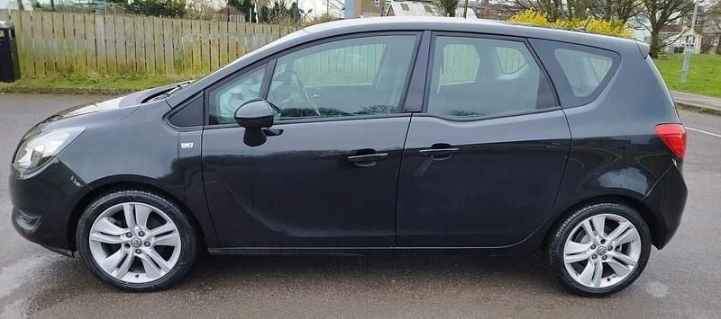 Used Vauxhall Meriva Club 2016 Black MPV