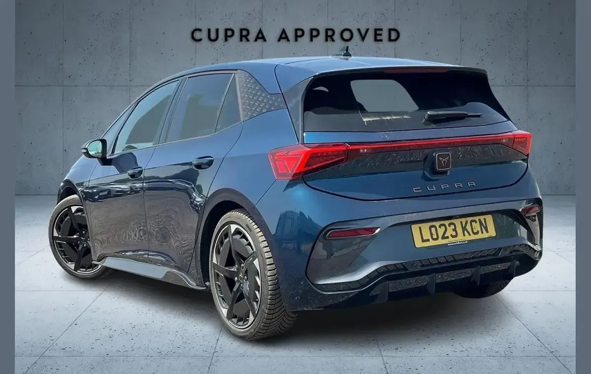 Used Cupra Born e-Boost 169 kW (230 HP) 2023 Blue Hatchback
