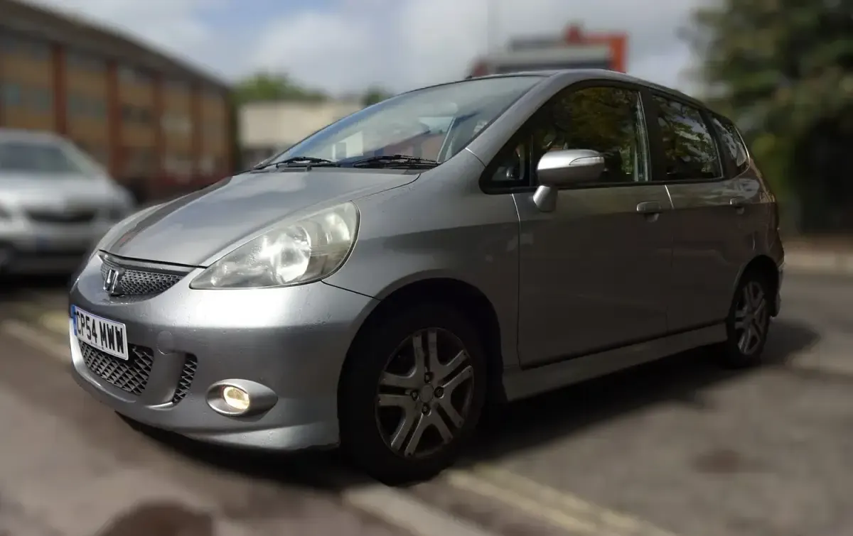Used Honda Jazz Sport 83 HP (61 kW) 2004 Silver Hatchback