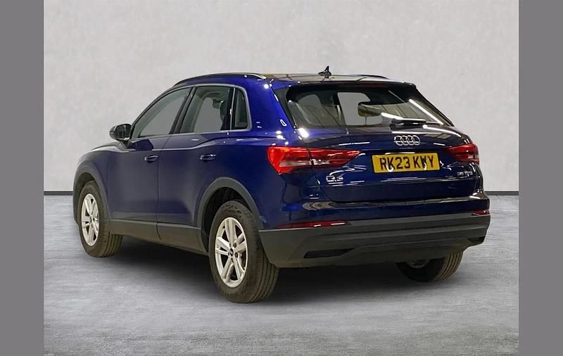 Used Audi Q3 Design 150 HP (110 kW) 2023 Blue SUV