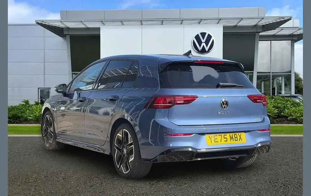 New VW Golf VIII R-line 147 HP (108 kW) 2025 Blue Hatchback