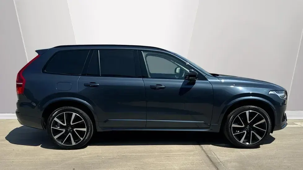 Used Volvo XC90 Ultimate 300 HP (220 kW) 2024 Blue SUV