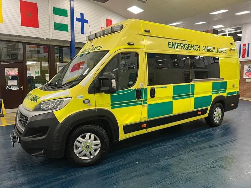 Used Fiat Ducato 176 HP (129 kW) 2019 Yellow Van