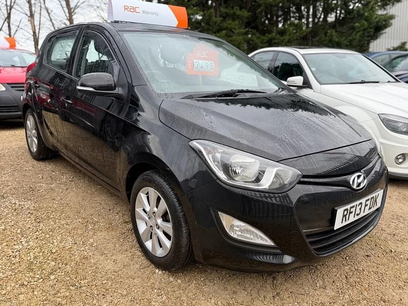 Used Hyundai i20 Active 85 HP (62 kW) 2013 Black Hatchback