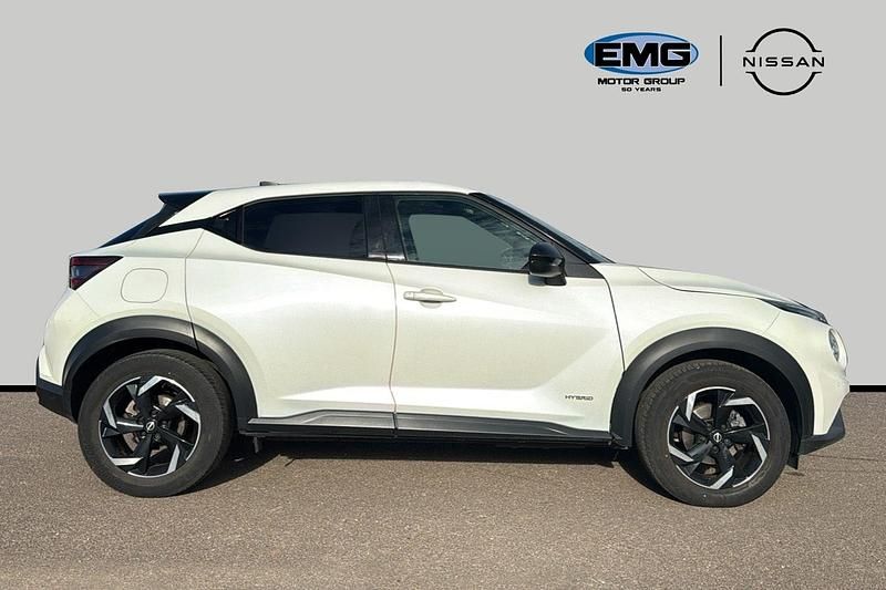 Used Nissan Juke N-Connecta 143 HP (105 kW) 2023 White SUV