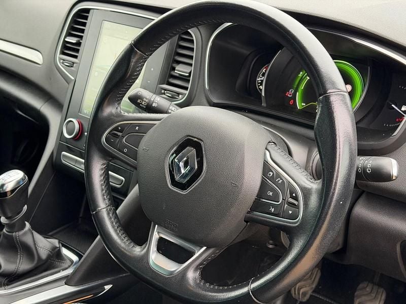 Used Renault Mégane GrandTour Dynamique 2017 Black Estate