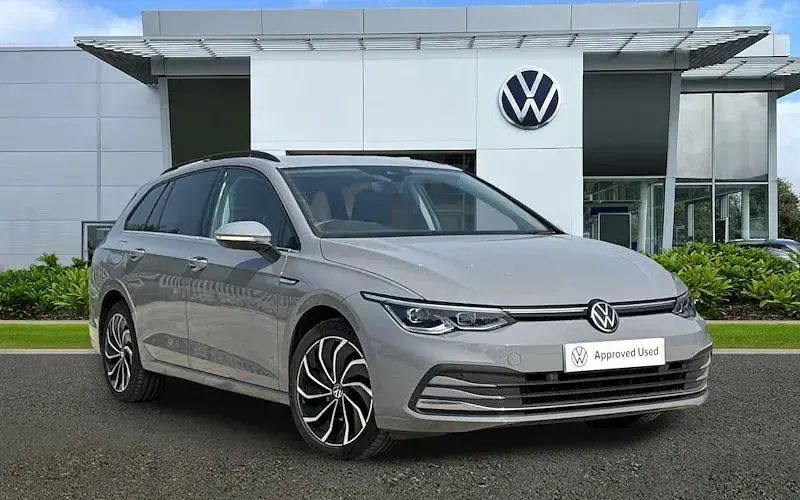 Used VW Golf VII Style 150 HP (110 kW) 2021 Hatchback