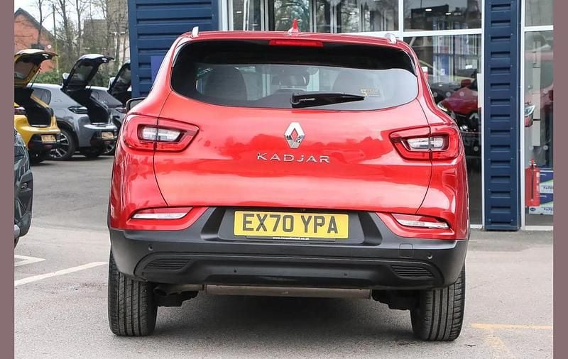 Used Renault Kadjar Iconic 138 HP (101 kW) 2020 Red SUV