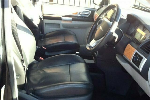 Used Chrysler Grand Voyager 161 HP (118 kW) 2009 MPV