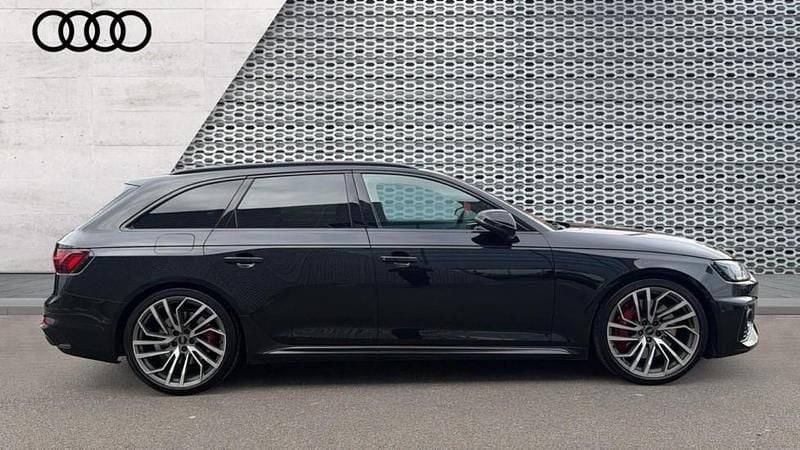 Used Audi RS4 Advanced 450 HP (330 kW) 2024 Black Estate