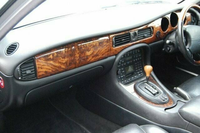 Used Jaguar XJ 290 HP (213 kW) 2001 Sedan