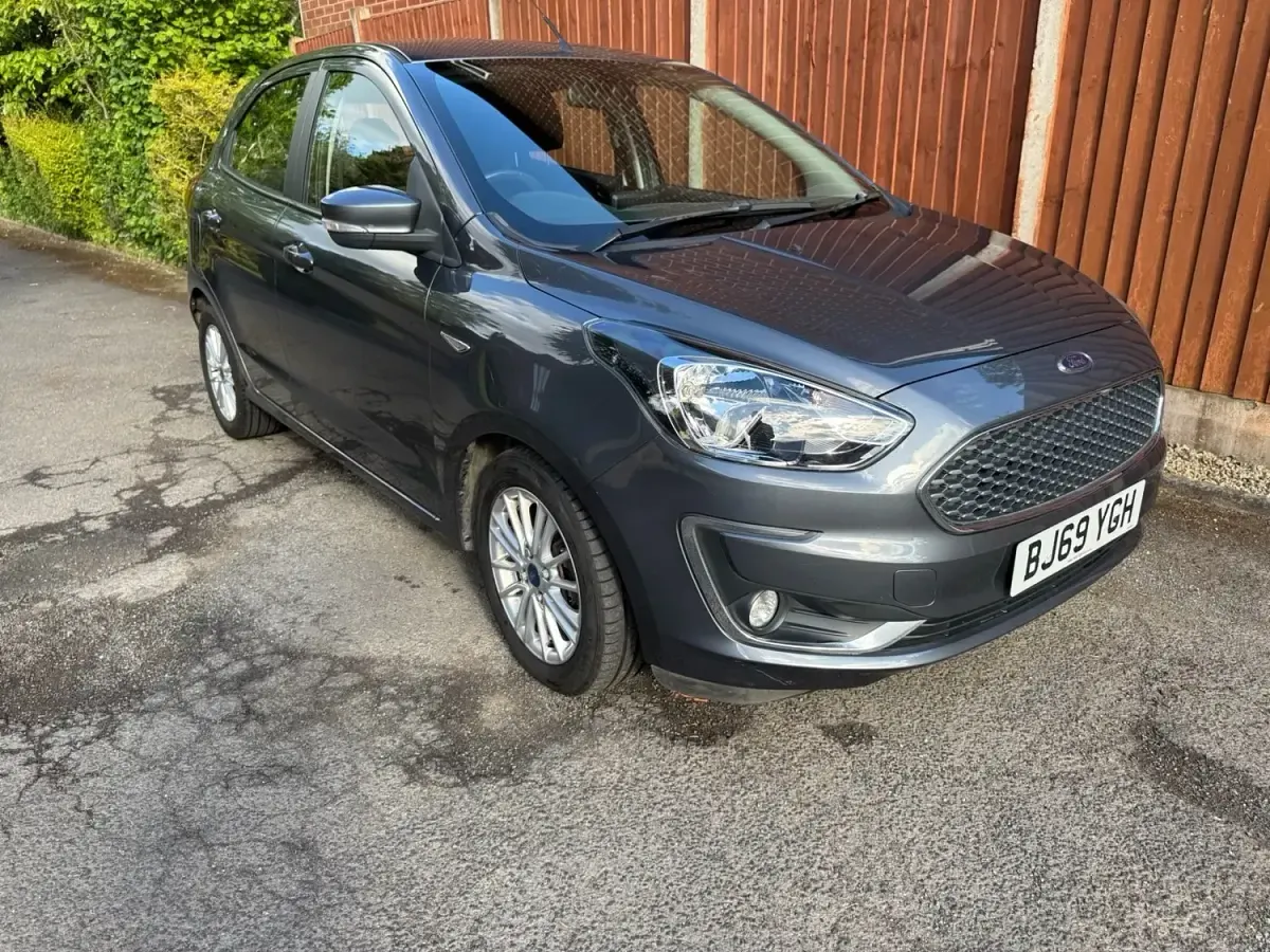 Used Ford Ka Plus Zetec 85 HP (62 kW) 2019 Grey Hatchback