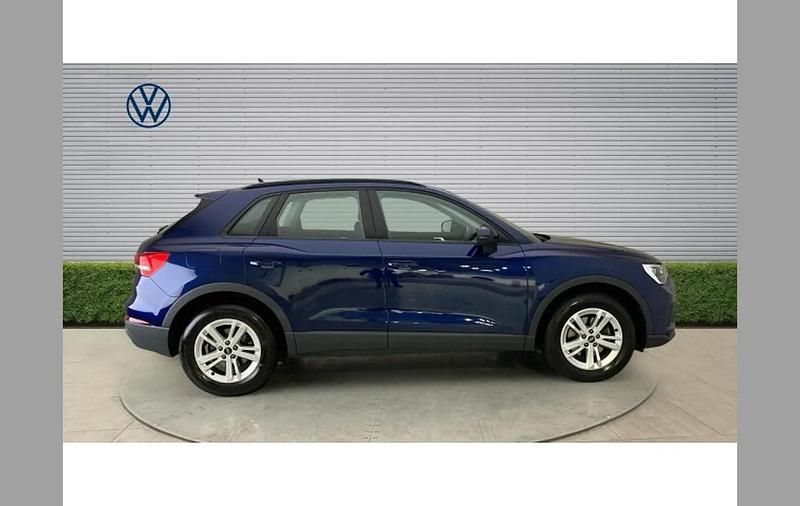 Used Audi Q3 Design 150 HP (110 kW) 2023 Blue SUV
