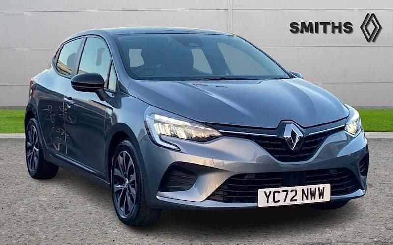 Used 2023 Renault Clio V Evolution Hatchback | £13,990 (Good price) - Image 1/4