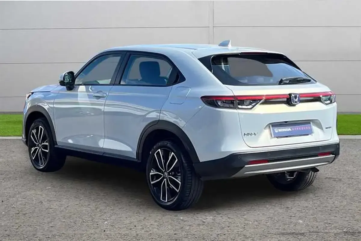 Usado Honda HR-V Elegance 131 HP (96 kW) 2023 Branco SUV