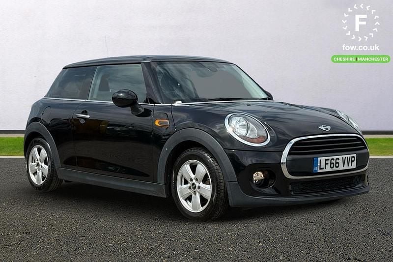 Black Used 2016 Mini ONE Pepper Hatchback | £11,799 (Fair price) - Image 1/4