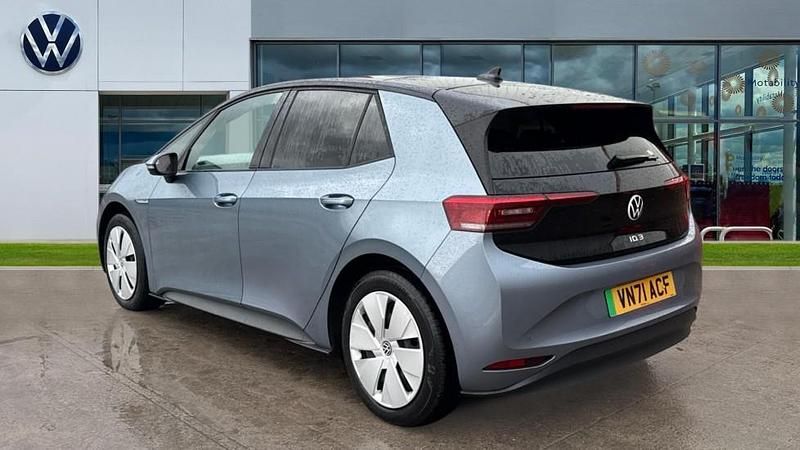 Used VW ID.3 Pro Performance 150 kW (204 HP) 2021 Ameleva blue metallic flat black Hatchback